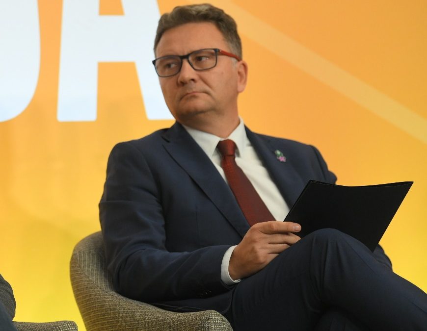 150 miliona evra za 5.000 km optičkih trasa u Srbiji 