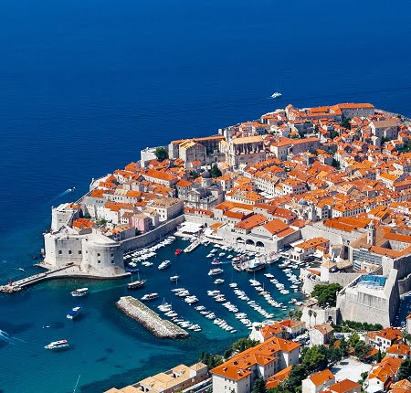 Jedna karta za Dubrovnik, Mostar i Kotor