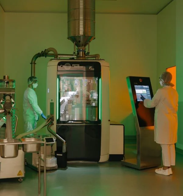 FETTE-BILAYER4-2-alkaloid