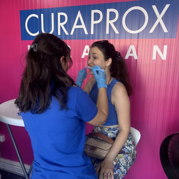 Krenuo Curaprox karavan po Srbiji 