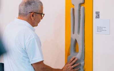 Umetnost se gleda dodirom