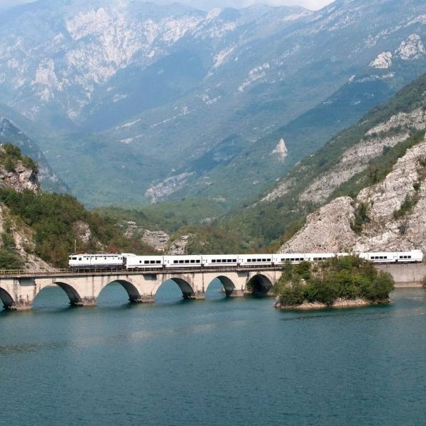 Sezonski voz između BiH i Hrvatske, od Sarajeva do Ploča